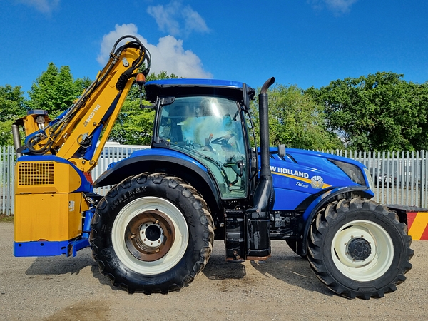 Chris Atkin & Son Ltd - New Holland T6.155